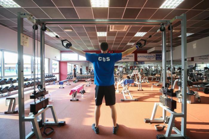 Training at the University Sports Centre Training at the University Sports Centre