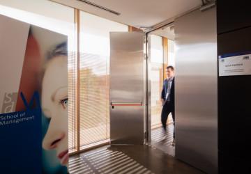 Scientific Research and Technology transfer Office